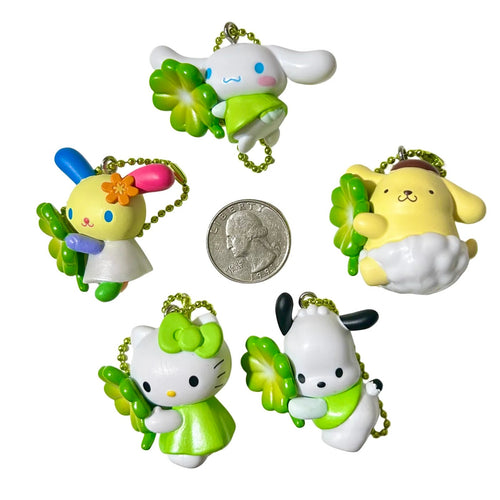 Clover Huggers Sanrio Characters Gashapon Keychain